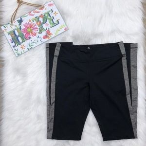 90 Degree By Reflex Black/Grey Pants 
Size Small